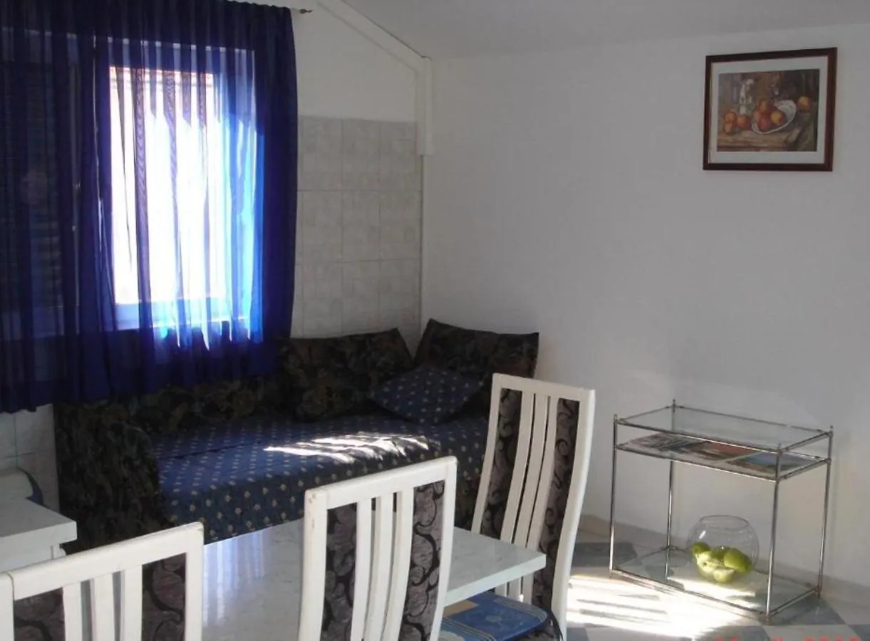 Apartments Aurora Borik Zara
